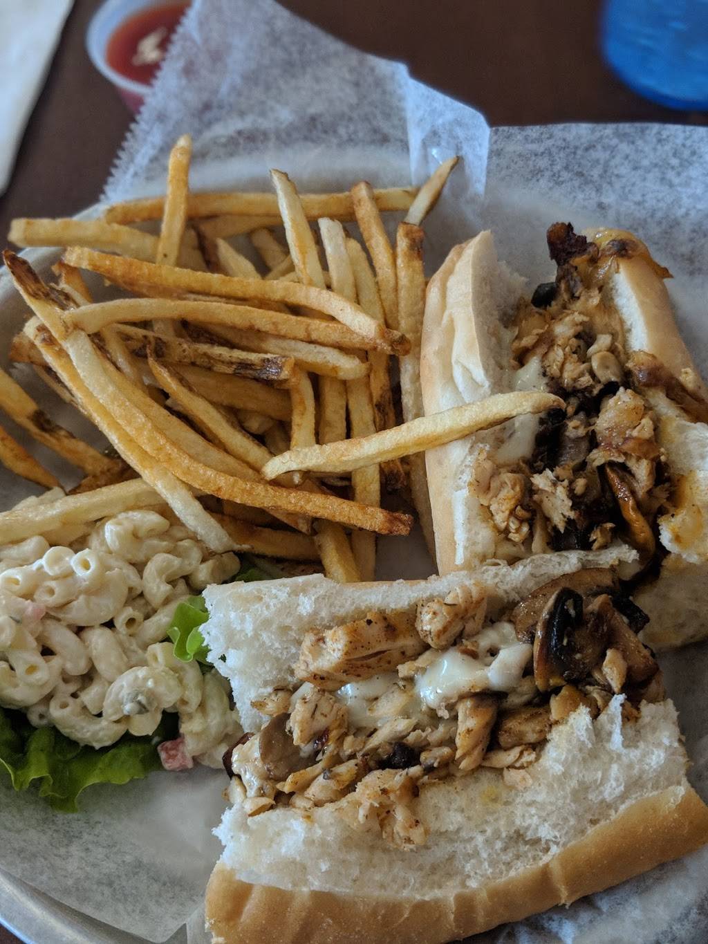 Crackers Island Grille | restaurant | 6290 N Atlantic Ave, Cape Canaveral, FL 32920, USA | 3216134815 OR +1 321-613-4815