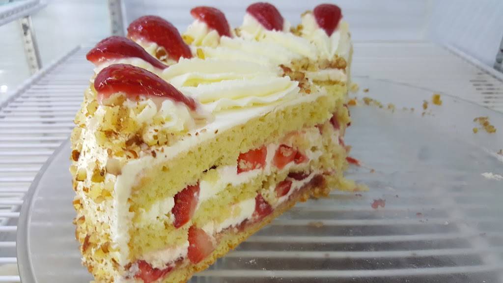 Muttis German Restaurant | restaurant | 1410 SW Sheridan Rd, Lawton, OK 73505, USA | 5803533928 OR +1 580-353-3928