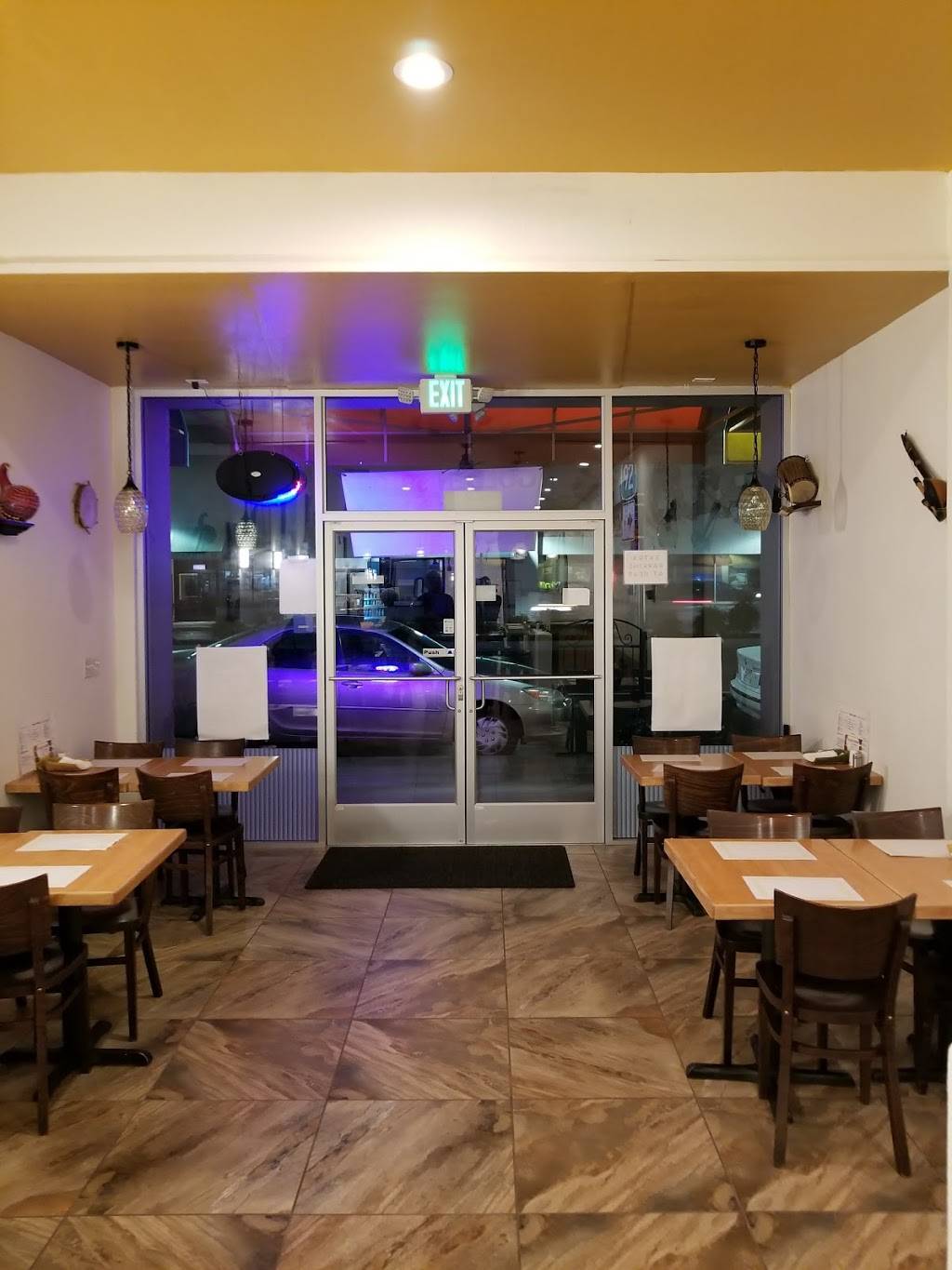 Golden Safari | restaurant | 22431 Foothill Blvd, Hayward, CA 94541, USA | 5104609625 OR +1 510-460-9625