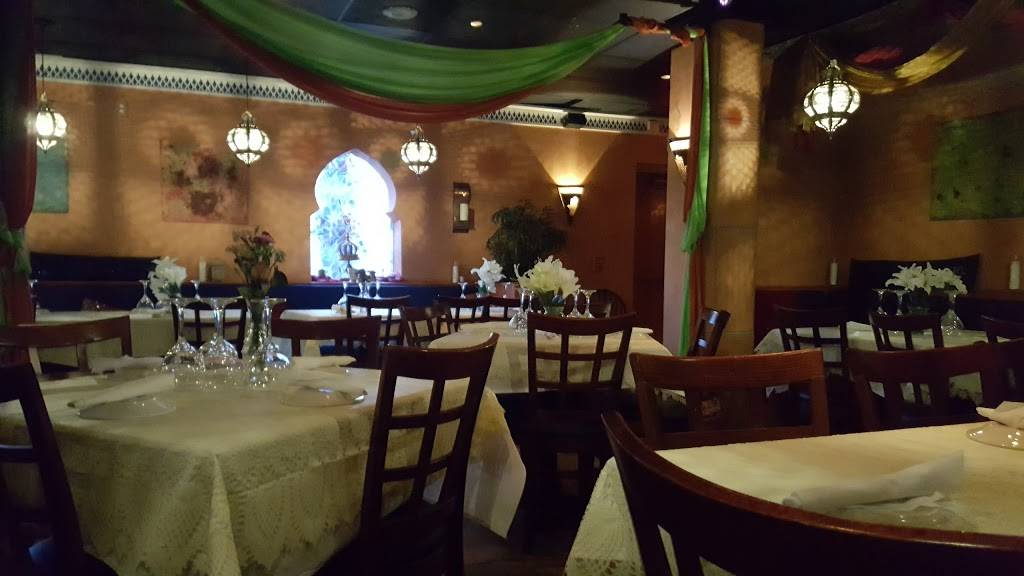 Fountain Mediterranean & Sushi Bistro | restaurant | Fountain Bistro, 238 E Davis Blvd, Tampa, FL 33606, USA | 8132514600 OR +1 813-251-4600