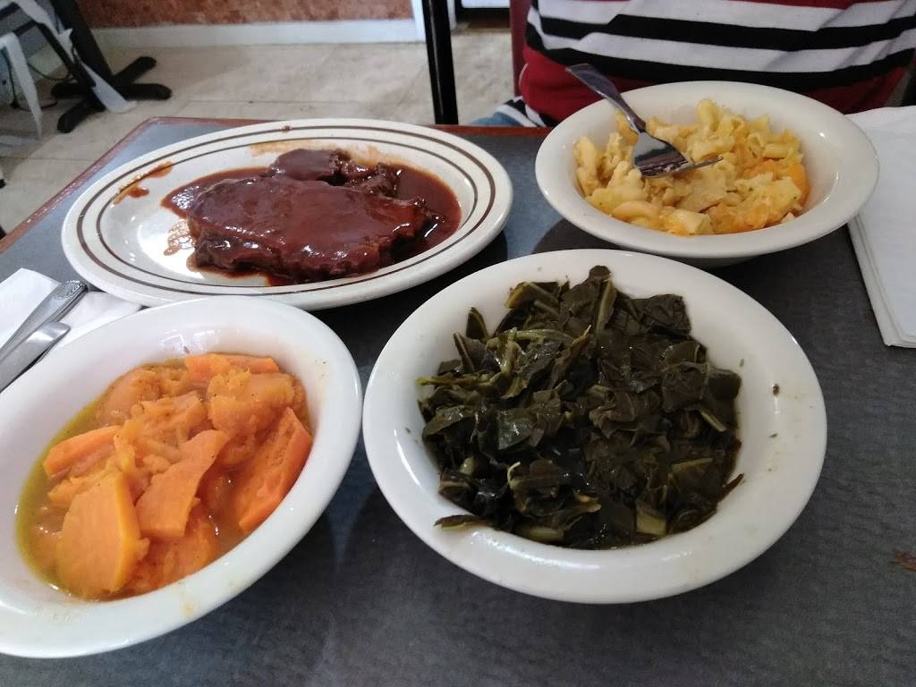 Browns BBQ and Soul Food | restaurant | 410 W San Rafael Dr, Palm Springs, CA 92262, USA | 7608326985 OR +1 760-832-6985