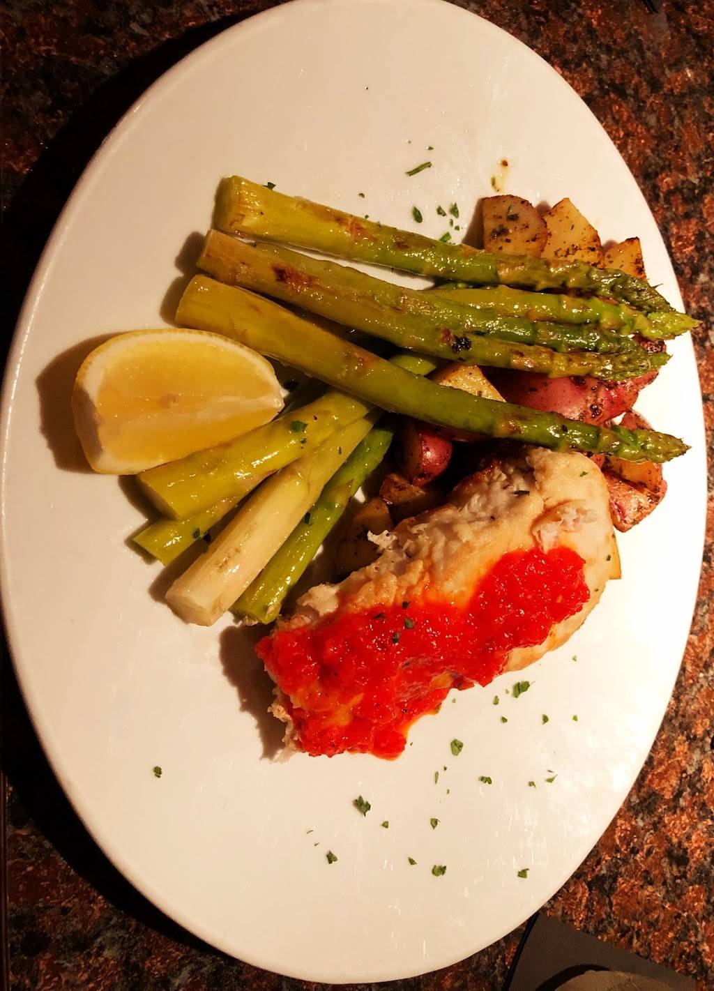 Joeys Bar & Grill | restaurant | 344 Chandler St, Worcester, MA 01602, USA | 5087973800 OR +1 508-797-3800