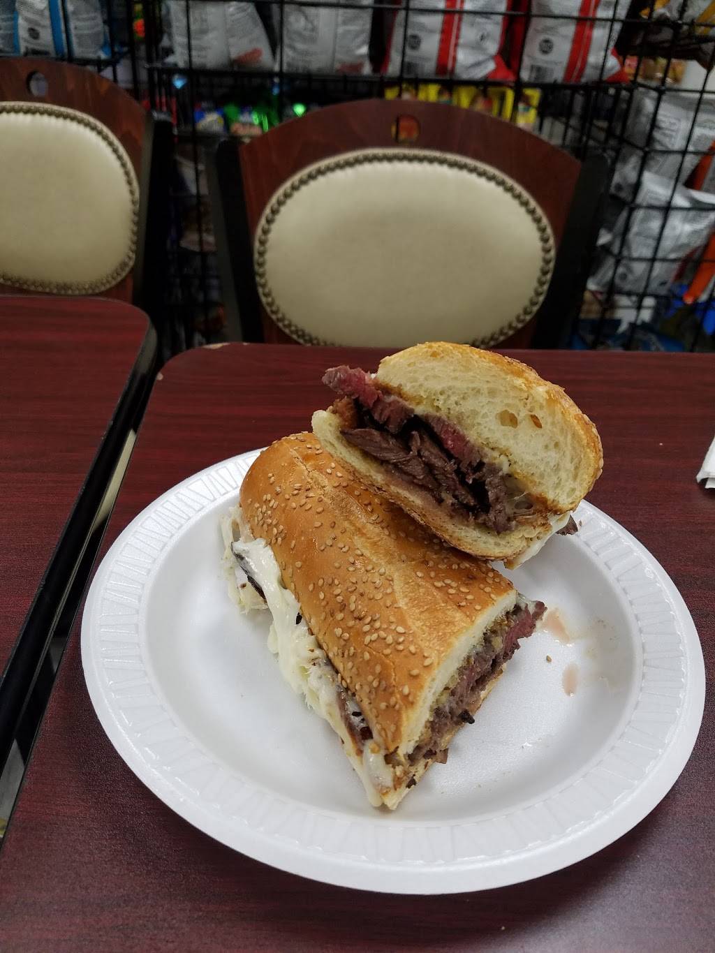 Harrys Hilltop Catering Delicatessen | restaurant | 60 Hillside Avenue, Williston Park, NY 11596, USA | 5167464134 OR +1 516-746-4134