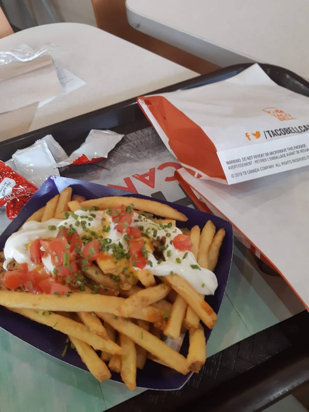 Taco Bell | meal takeaway | 1326 Simcoe St N, Oshawa, ON L1G 4X4, Canada | 9057259775 OR +1 905-725-9775