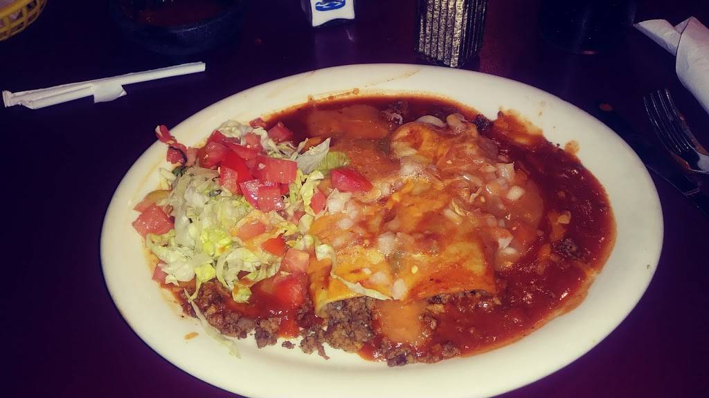 Camachos Mexican Restaurant | restaurant | 201 S Elm Ave, Eaton, CO 80615, USA | 9704548839 OR +1 970-454-8839