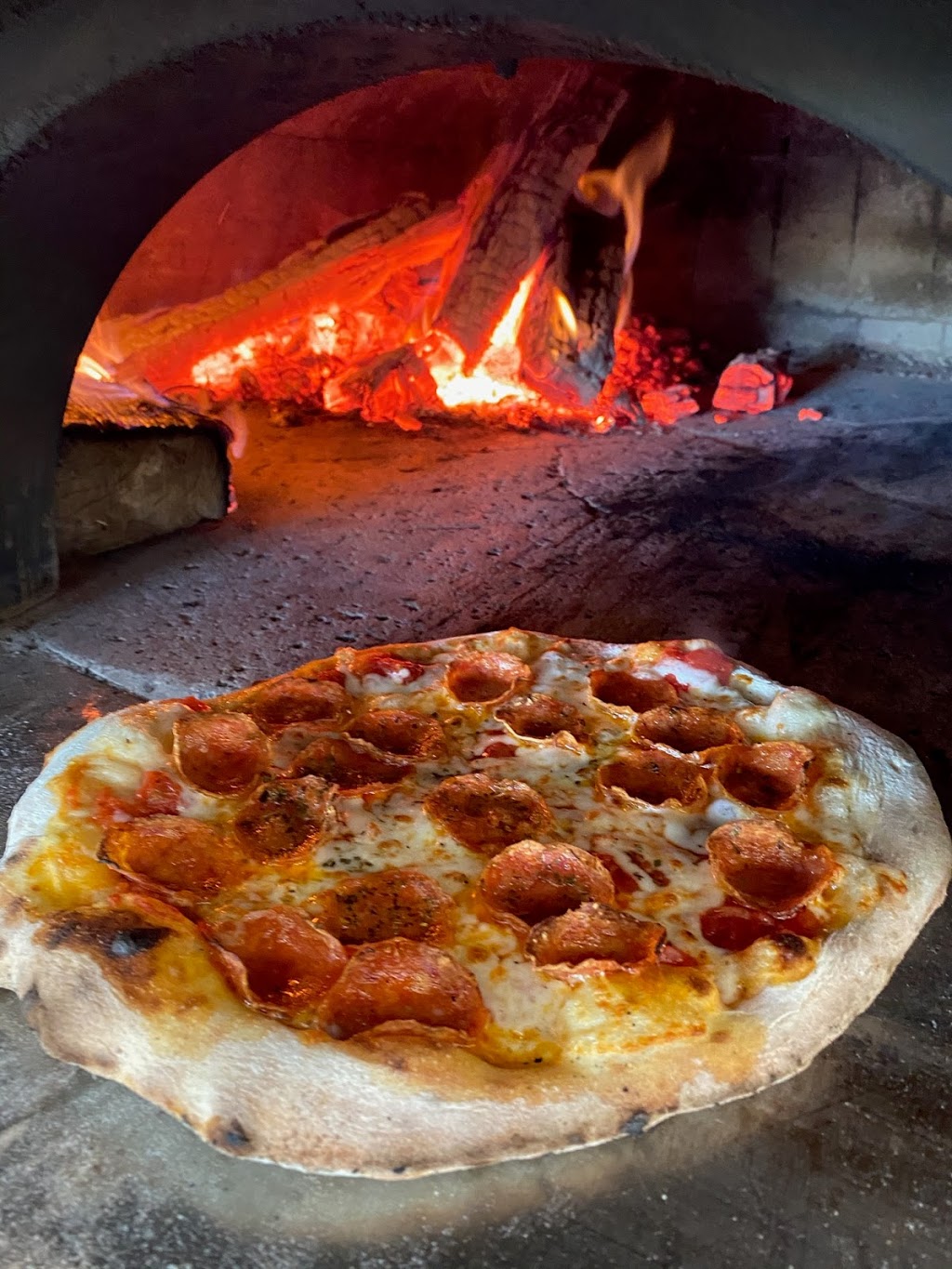 Pizzeria Trasimeno | restaurant | 1350 Concourse Ave Suite 181, Memphis, TN 38104, USA | 9013081113 OR +1 901-308-1113