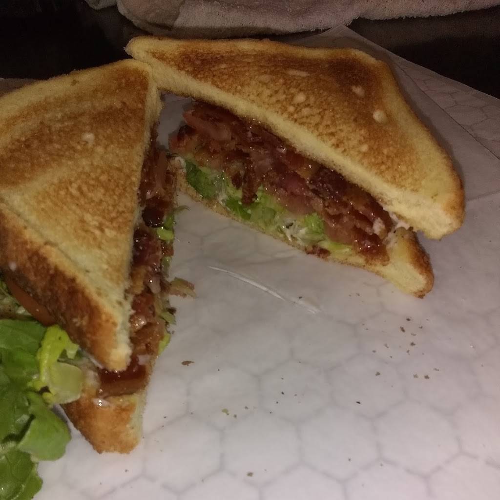 Millies Market | meal takeaway | 1452 D St NE, Washington, DC 20002, USA | 2028173142 OR +1 202-817-3142