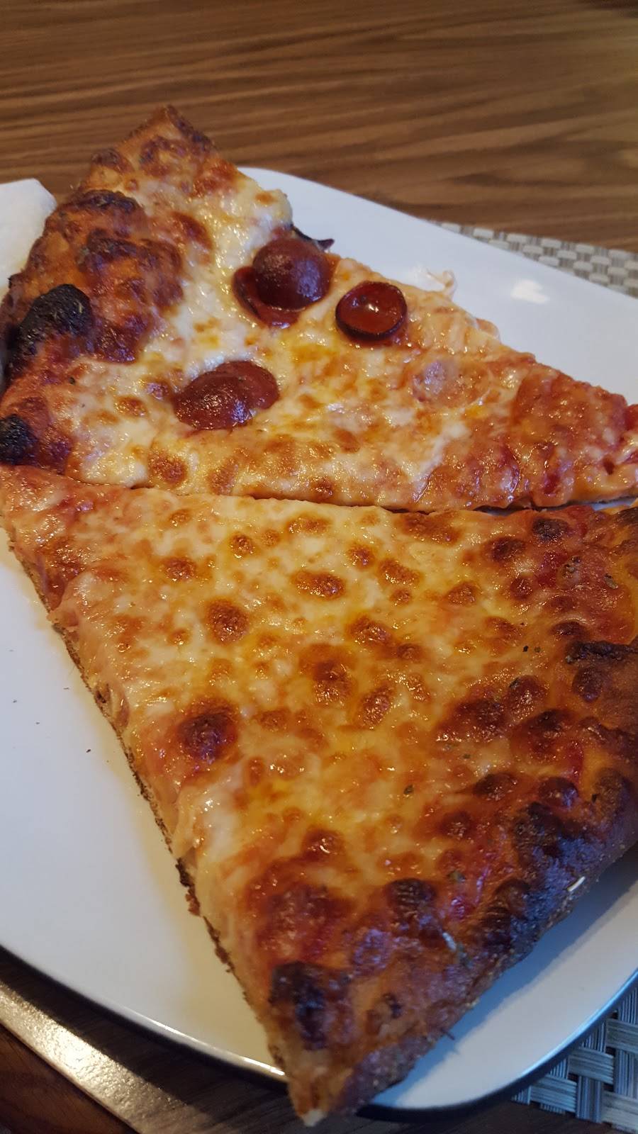 Molinaras N.Y. Pizza & Caffe | restaurant | 2776 Sheridan Dr, Tonawanda, NY 14150, USA | 7164469026 OR +1 716-446-9026