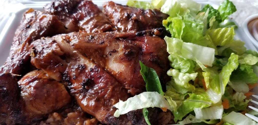 Mangoes Restaurant | restaurant | 2491 Lake Shore Blvd W, Etobicoke, ON M8V 1C5, Canada | 4162531920 OR +1 416-253-1920