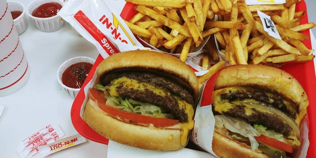 In-N-Out Burger | restaurant | 600 S Brookhurst St, Anaheim, CA 92804, USA | 8007861000 OR +1 800-786-1000