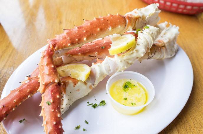 Captn Chuckys Crab Cake Co, Newtown Square | restaurant | 5149 West Chester Pike, Newtown Square, PA 19073, USA | 6103557525 OR +1 610-355-7525