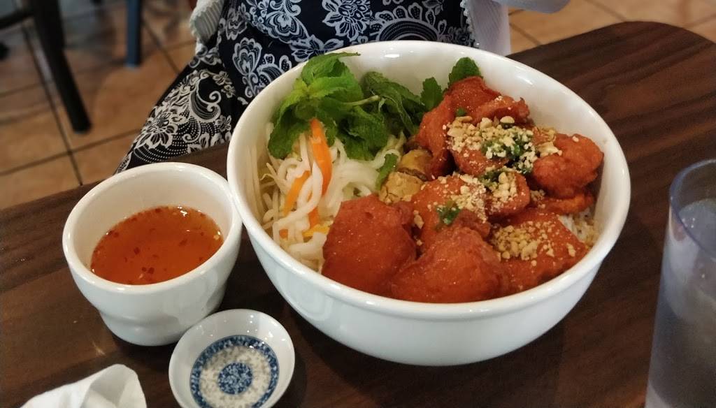 Pho Pasteur | restaurant | 1030 S 13th St, Harrisburg, PA 17104, USA | 7172211290 OR +1 717-221-1290