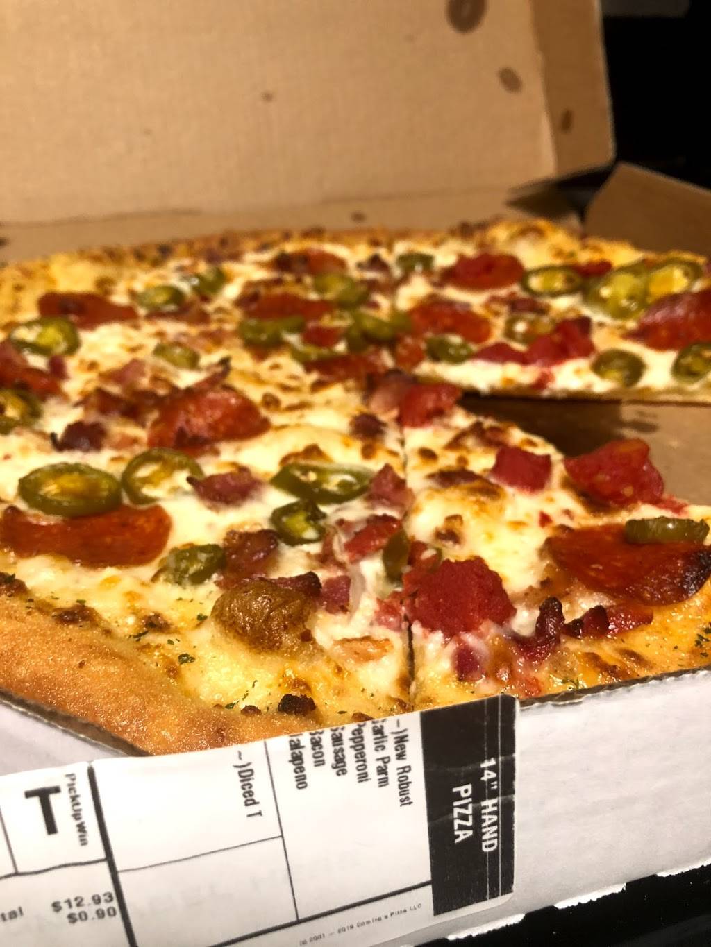 Dominos Pizza | meal delivery | 3105 Douglas Ave, Des Moines, IA 50310, USA | 5152743030 OR +1 515-274-3030