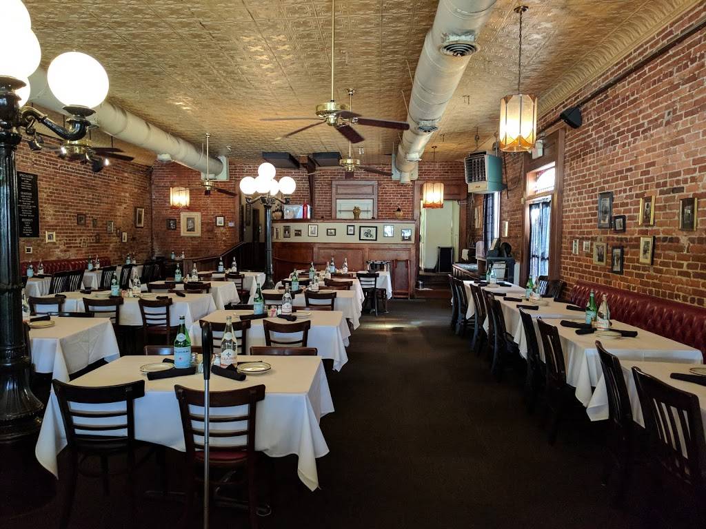 Dominicks Italian Of Historic Norcross | restaurant | 95 S Peachtree St, Norcross, GA 30071, USA | 7704491611 OR +1 770-449-1611