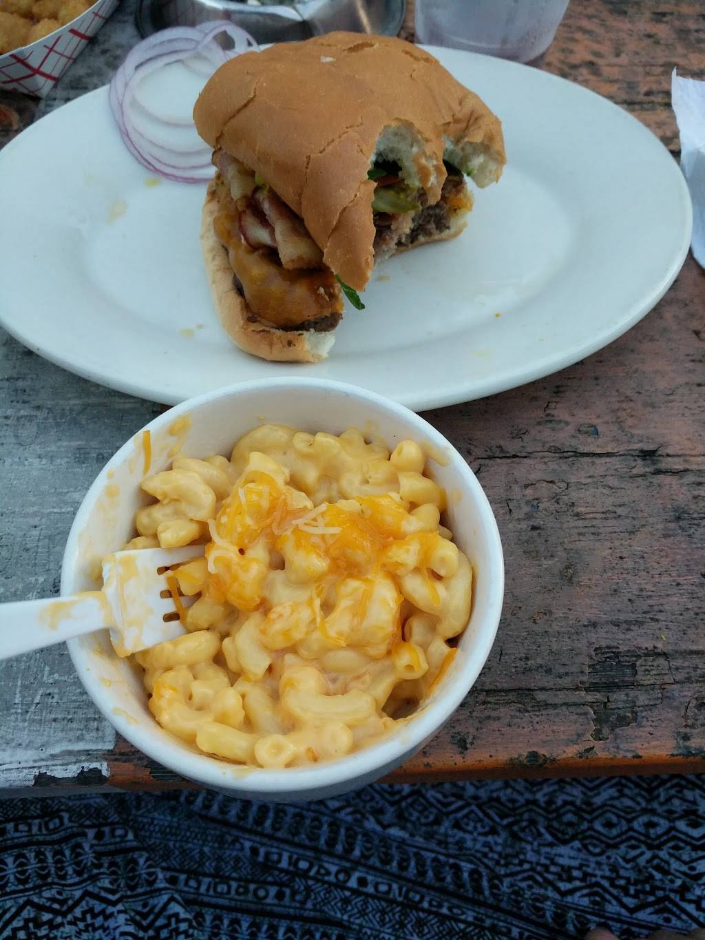 The Hill Bar and Grill | restaurant | 1105 Forest Ave, Knoxville, TN 37916, USA | 8655401011 OR +1 865-540-1011