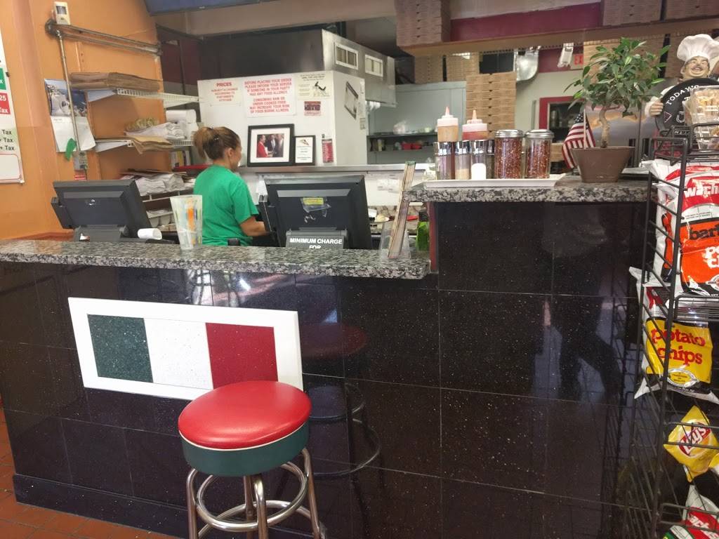 Papa Jacks | meal delivery | 327 Broadway, Revere, MA 02151, USA | 7812968112 OR +1 781-296-8112