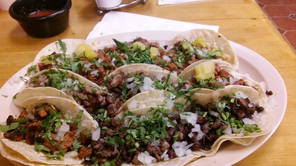 La Flama | restaurant | 2603 E 11th St, Tulsa, OK 74104, USA | 9188787944 OR +1 918-878-7944