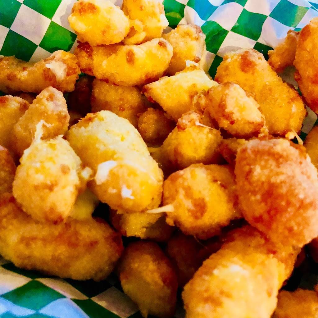 Brunos Restaurant | restaurant | 730 Cornerstone Crossing, Waterford, WI 53185, USA | 2625143663 OR +1 262-514-3663