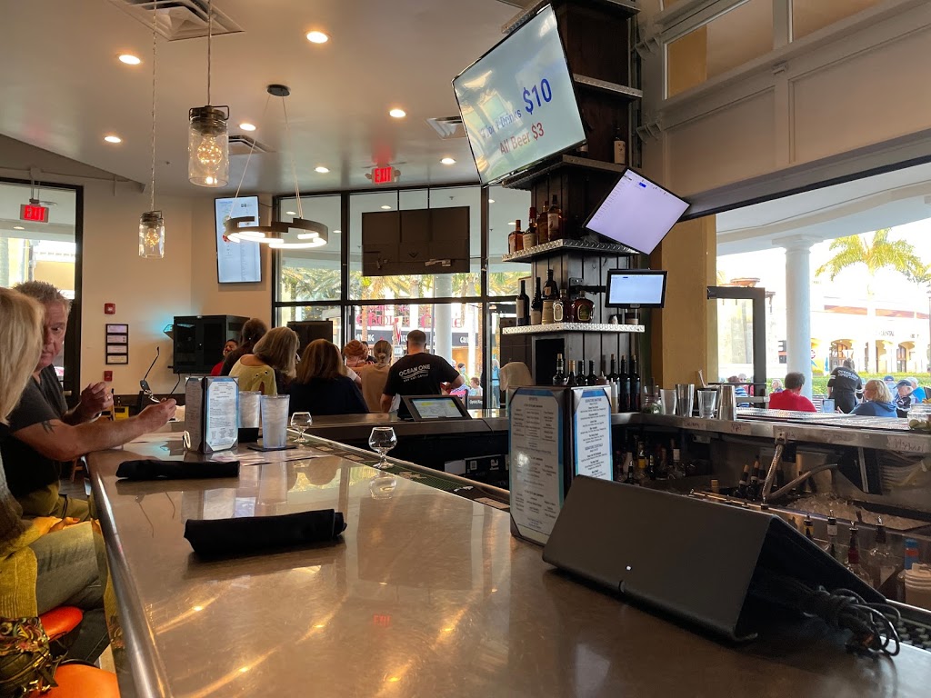 Ocean One Bar and Grille | restaurant | 14851 Lyons Rd, Delray Beach, FL 33446, USA | 5615655501 OR +1 561-565-5501