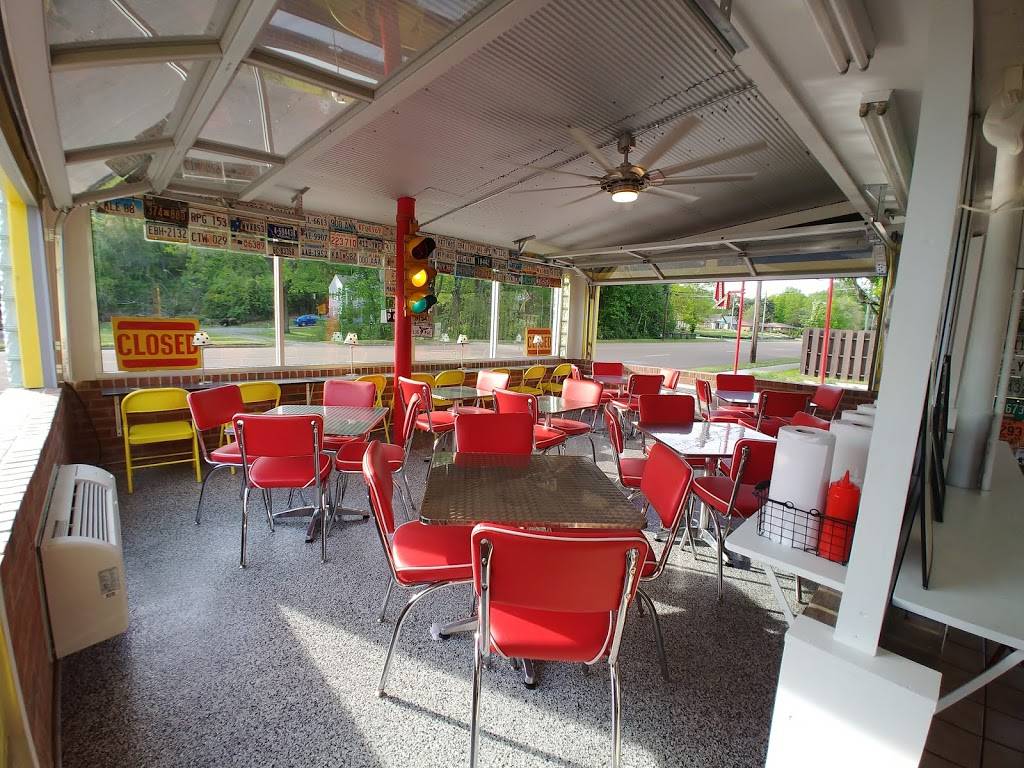 Dubs Place | restaurant | 4408 Dayton Blvd, Chattanooga, TN 37415, USA | 4238753151 OR +1 423-875-3151