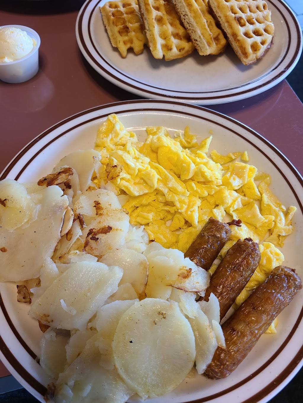 The Sunglow Cafe | restaurant | 80 W 1000 N, Spanish Fork, UT 84660, USA | 8017940533 OR +1 801-794-0533