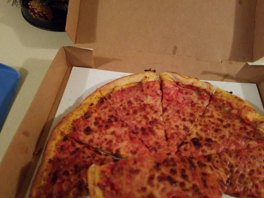 Hungry Howies Pizza | meal delivery | 21222 Mariner Pl, Lutz, FL 33549, USA | 8139499393 OR +1 813-949-9393