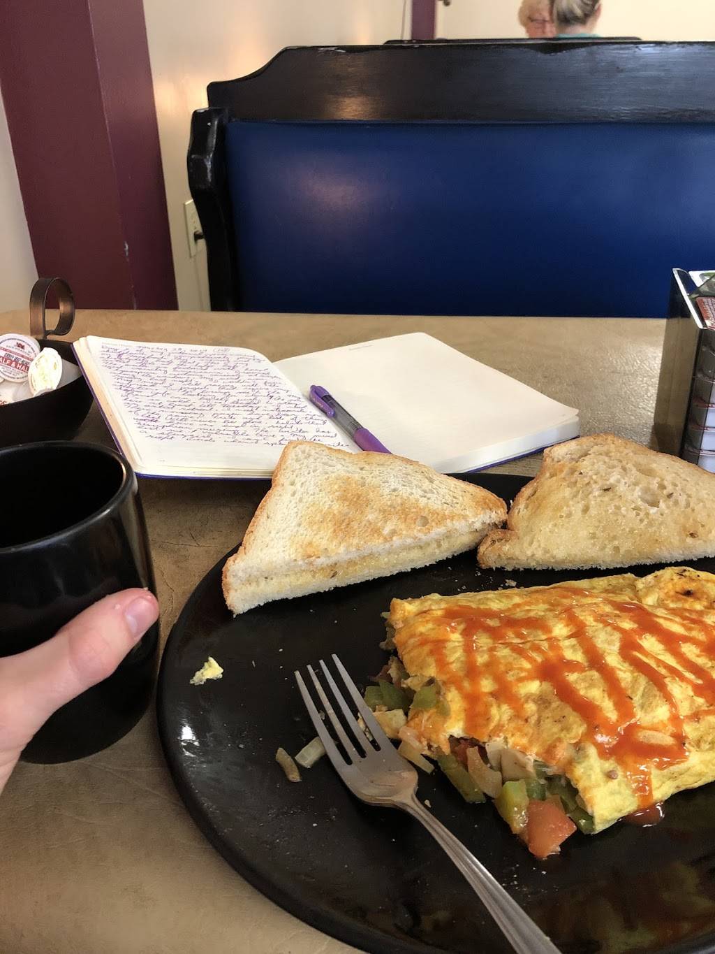 Arctic Igloo | restaurant | 12 Hillcrest Dr, Elysburg, PA 17824, USA | 5706722115 OR +1 570-672-2115