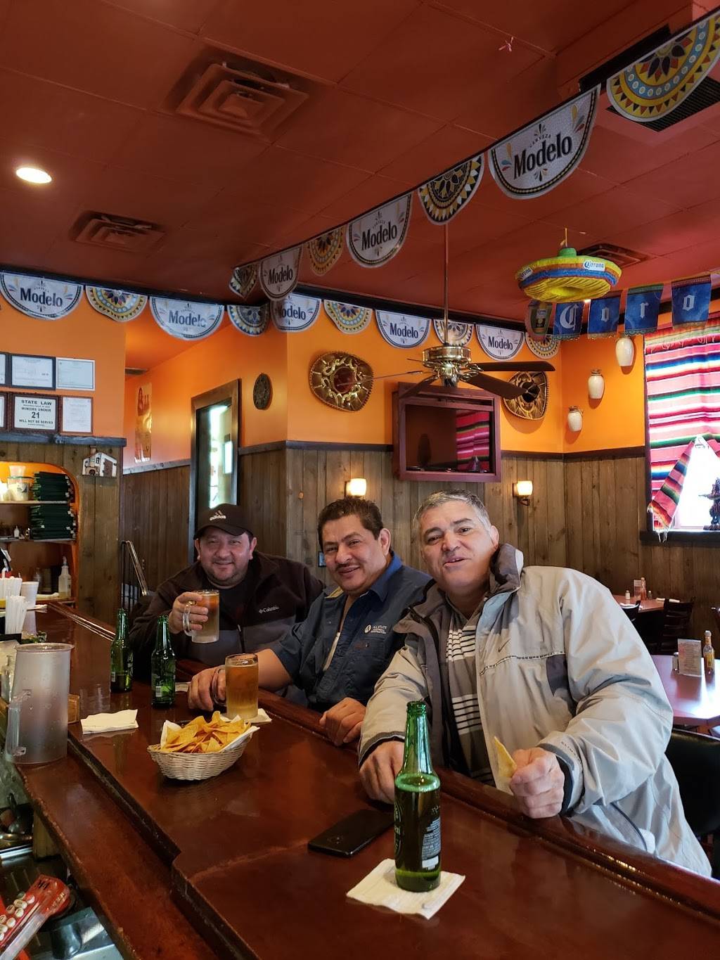 Puerto Vallarta | restaurant | 7721 John F. Kennedy Blvd, North Bergen, NJ 07047, USA | 2018611965 OR +1 201-861-1965