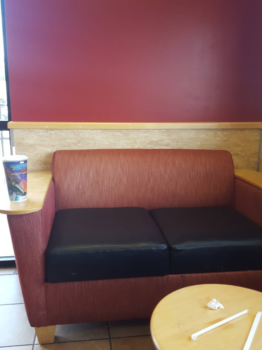 Dairy Queen Grill & Chill | restaurant | 40 Putnam Plaza, Greencastle, IN 46135, USA | 7656308156 OR +1 765-630-8156