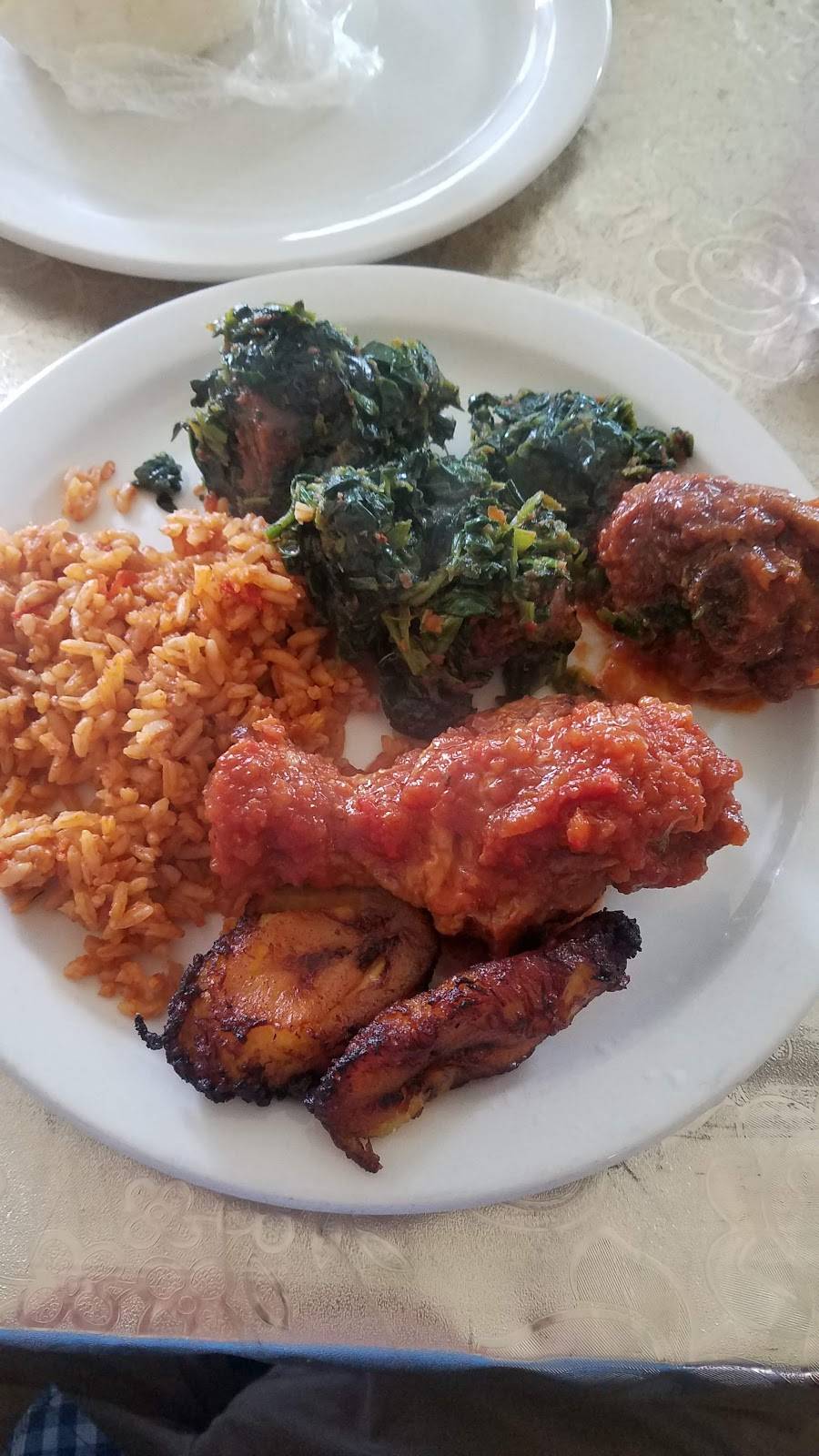 Veronicas Kitchen | restaurant | 401 E Hillcrest Blvd, Inglewood, CA 90301, USA | 3106734890 OR +1 310-673-4890