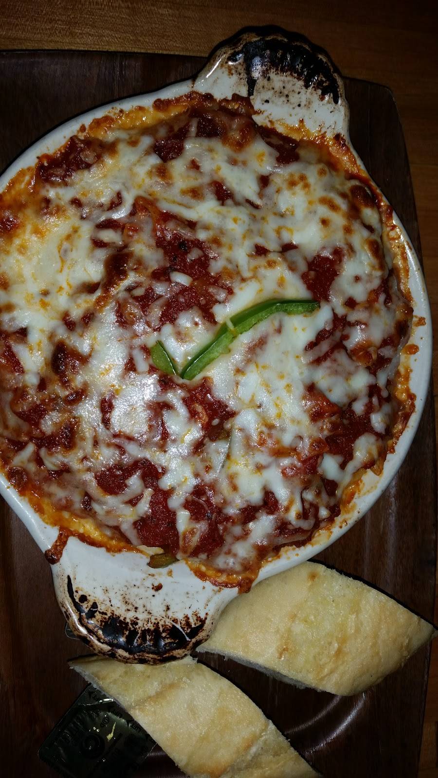 Angelos | restaurant | 5801 Monona Dr, Monona, WI 53716, USA | 6082221464 OR +1 608-222-1464