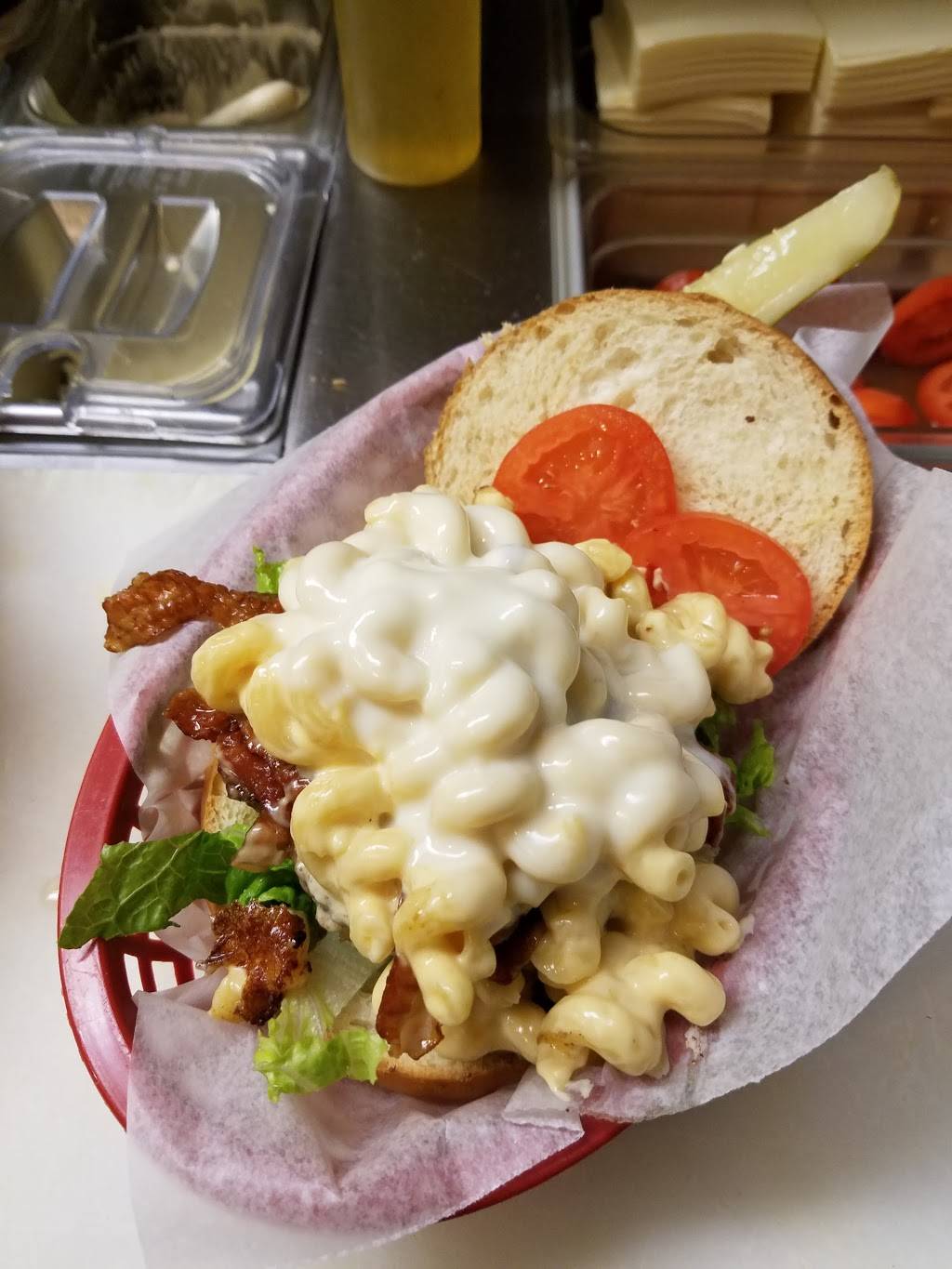 Express Pizza & Subs | restaurant | 719 Battersea Rd, Ocean City, NJ 08226, USA | 6093983322 OR +1 609-398-3322