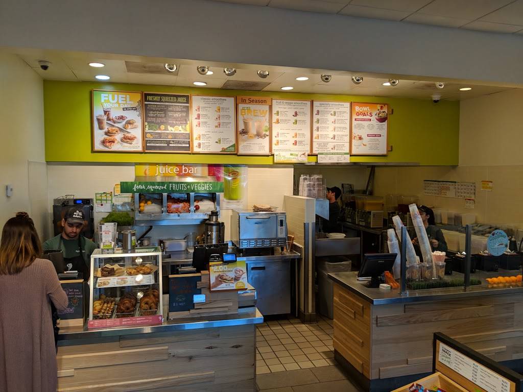Jamba Juice Woodland Hills II | restaurant | 22815 Victory Blvd #B, West Hills, CA 91307, USA | 8183405770 OR +1 818-340-5770