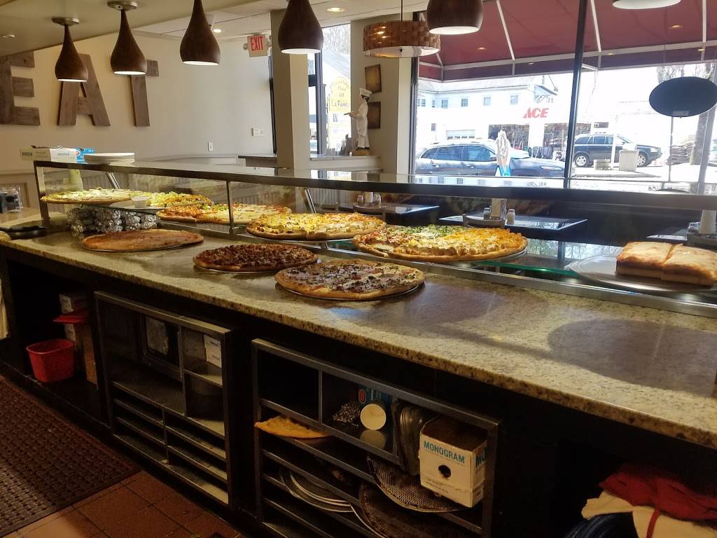 La Familia Pizza & Pasta Of Pound Ridge | meal delivery | 69 Westchester Ave, Pound Ridge, NY 10576, USA | 9147644500 OR +1 914-764-4500