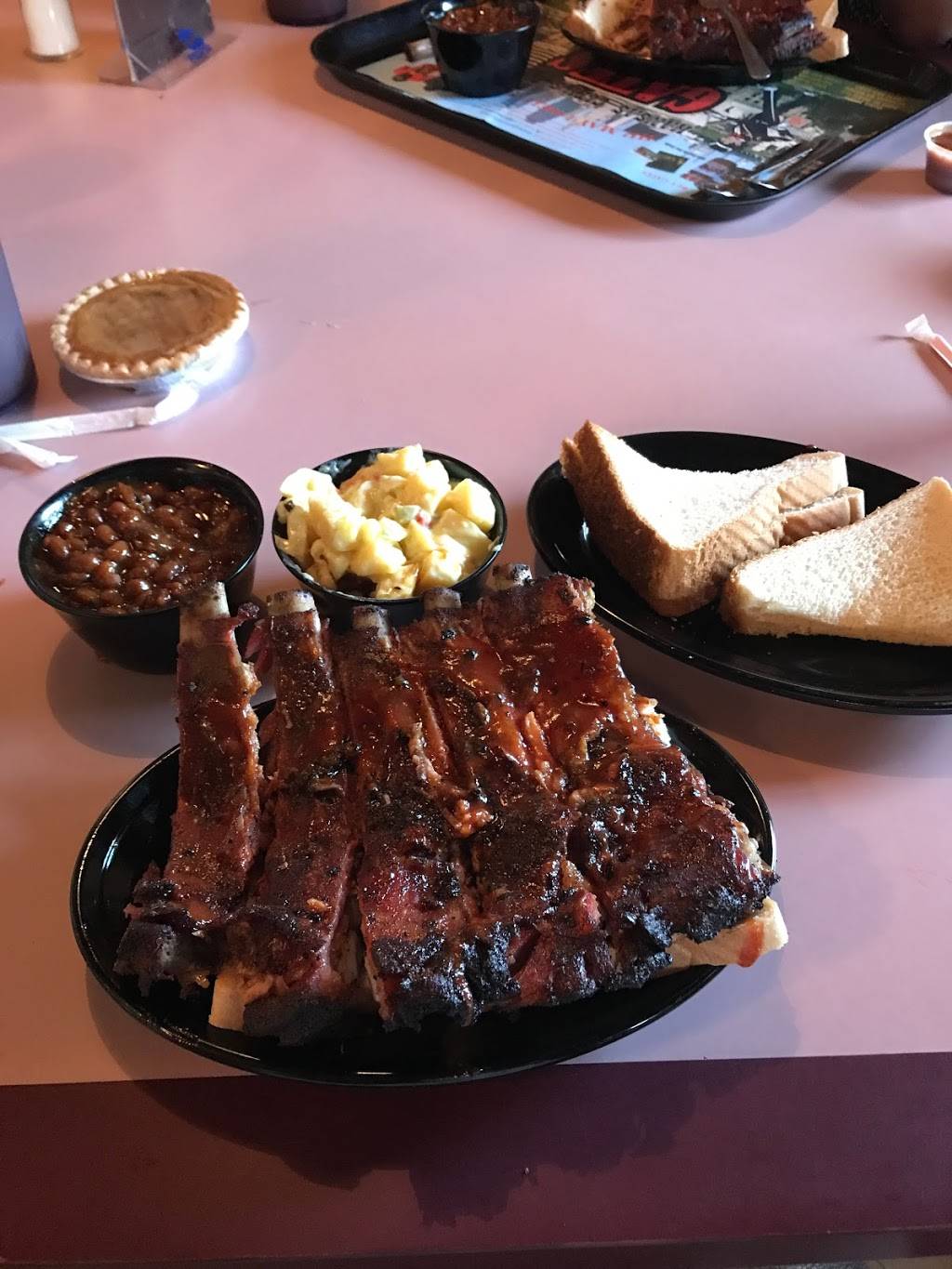 Gates Bar B-Q | restaurant | 1026 State Ave, Kansas City, KS 66102, USA | 9136211134 OR +1 913-621-1134