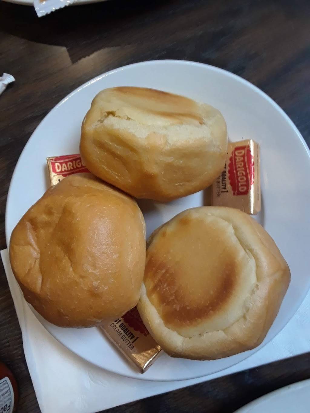 Roadys Restaurant | restaurant | 160 W Bonita Ave, San Dimas, CA 91773, USA | 9095920980 OR +1 909-592-0980