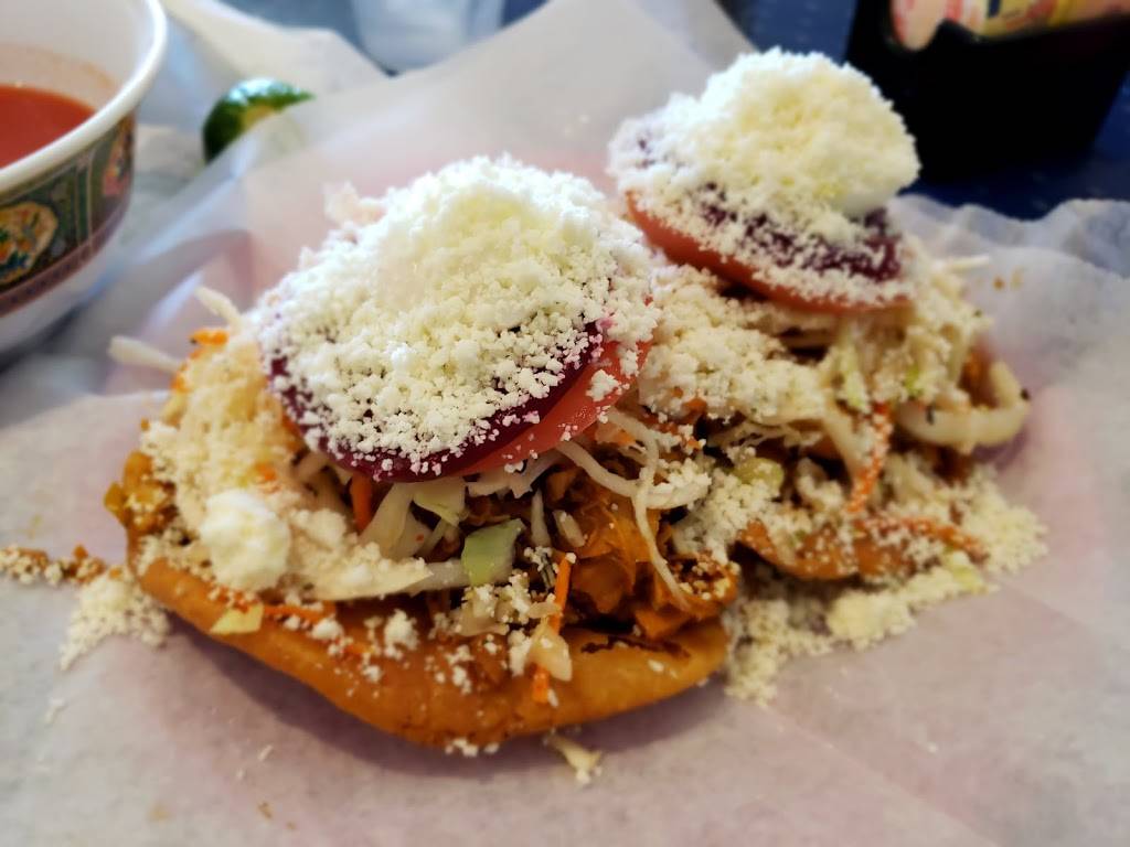 Pupuseria Dona Azucena | restaurant | 1090 Elden St, Herndon, VA 20170, USA | 7034358900 OR +1 703-435-8900