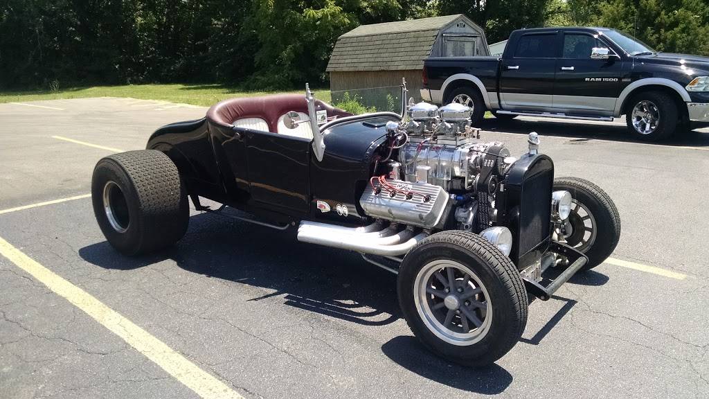 Whits End Inc | restaurant | 3663 E William Street Rd, Decatur, IL 62521, USA | 2174239163 OR +1 217-423-9163