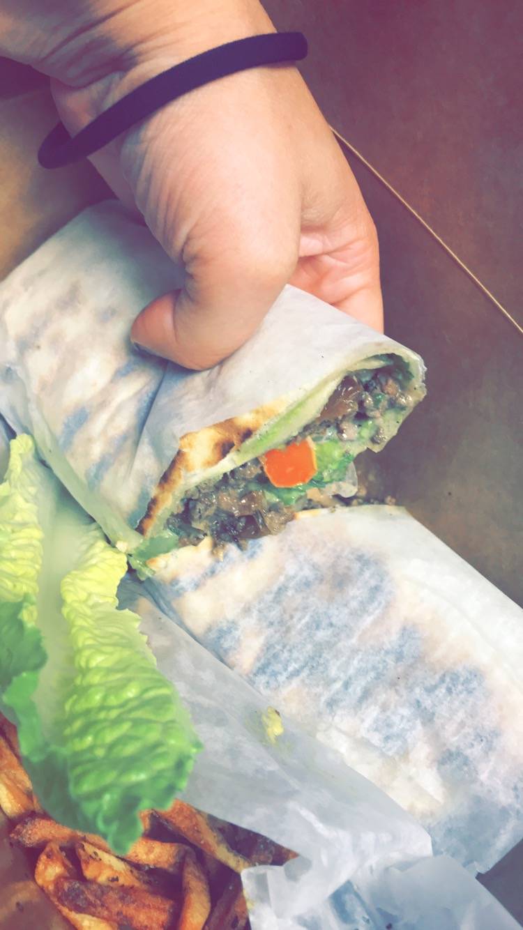 FAMISHED eatery | restaurant | 3818, 1001 Fischer Blvd suite 5, Toms River, NJ 08753, USA | 7329988231 OR +1 732-998-8231