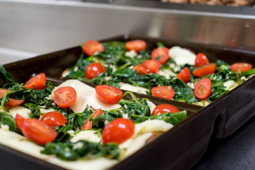 La Pizza Via | restaurant | 914 IL-22, Fox River Grove, IL 60021, USA | 2248888100 OR +1 224-888-8100