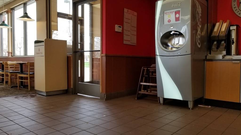 Wendys | restaurant | 2720 Union Lake Rd, Commerce Charter Twp, MI 48382, USA | 2483634559 OR +1 248-363-4559