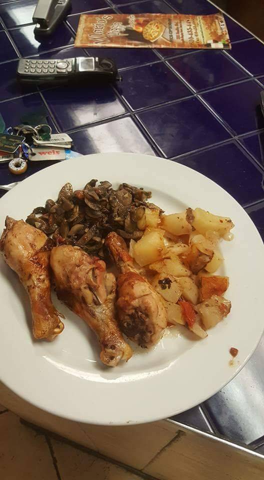 Marios Pizza Cafè | meal delivery | 3335 Hamilton Blvd, Allentown, PA 18103, USA | 6104354484 OR +1 610-435-4484