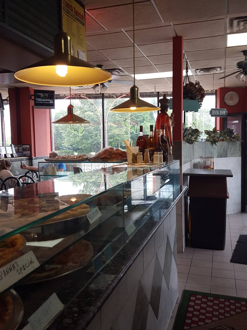 DAnnas Pizzeria | restaurant | 1743 Hempstead Turnpike, Elmont, NY 11003, USA | 5163523289 OR +1 516-352-3289