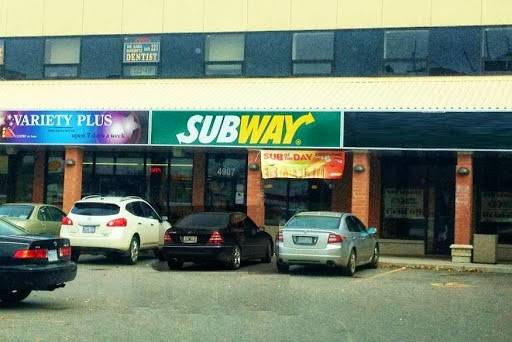Subway | meal takeaway | 4907 Bathurst St, Toronto, ON M2R 1X8, Canada | 4165129574 OR +1 416-512-9574