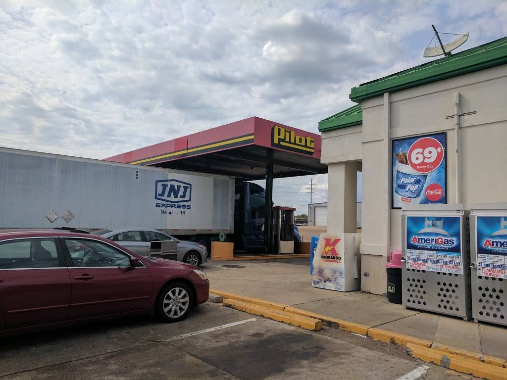 Kangaroo Express | meal takeaway | 510 E Main St, Senatobia, MS 38668, USA | 6625601973 OR +1 662-560-1973