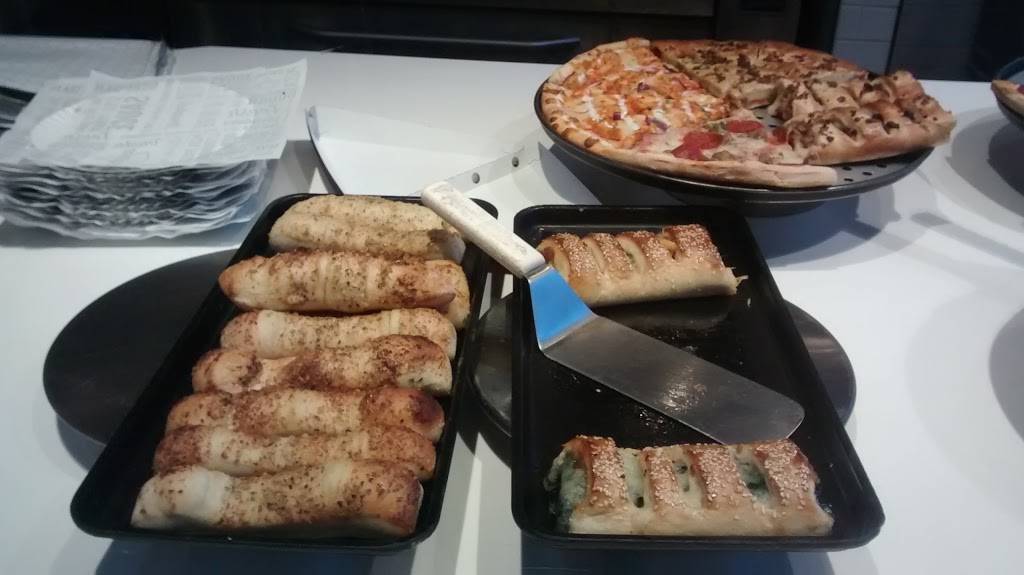 Sbarro | restaurant | 1104 7th St NW, Washington, DC 20001, USA | 8774004396 OR +1 877-400-4396