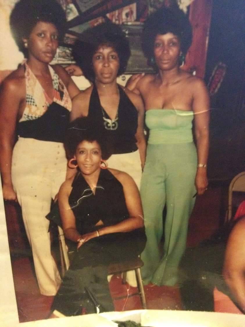 Popeyes Louisiana Kitchen | restaurant | 10101 Reisterstown Rd, Owings Mills, MD 21117, USA | 4103630082 OR +1 410-363-0082