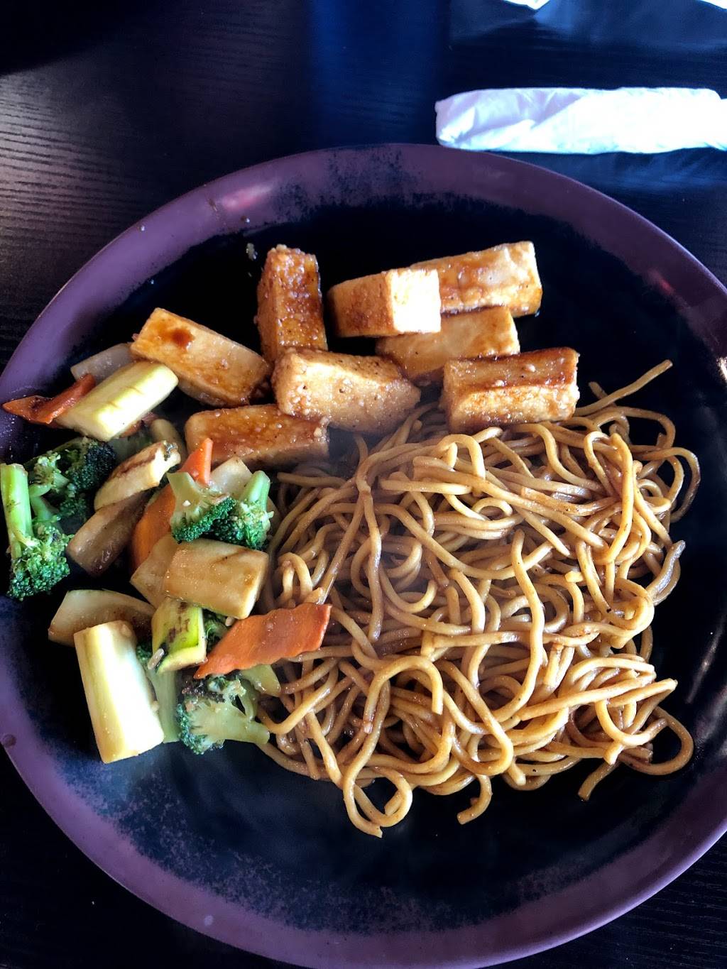 Oishii Japanese & Hibachi | restaurant | 141 NW 20th St C-2, Boca Raton, FL 33431, USA | 5619556009 OR +1 561-955-6009