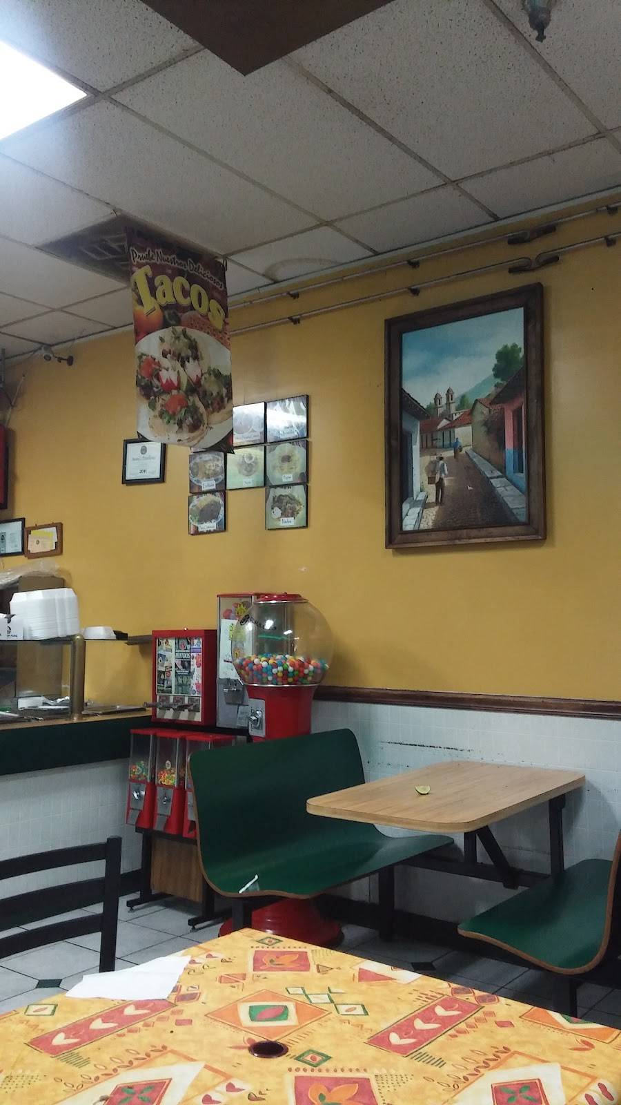 Taqueria El Triunfo | restaurant | 903 S Bristol St, Santa Ana, CA 92703, USA | 7145580349 OR +1 714-558-0349