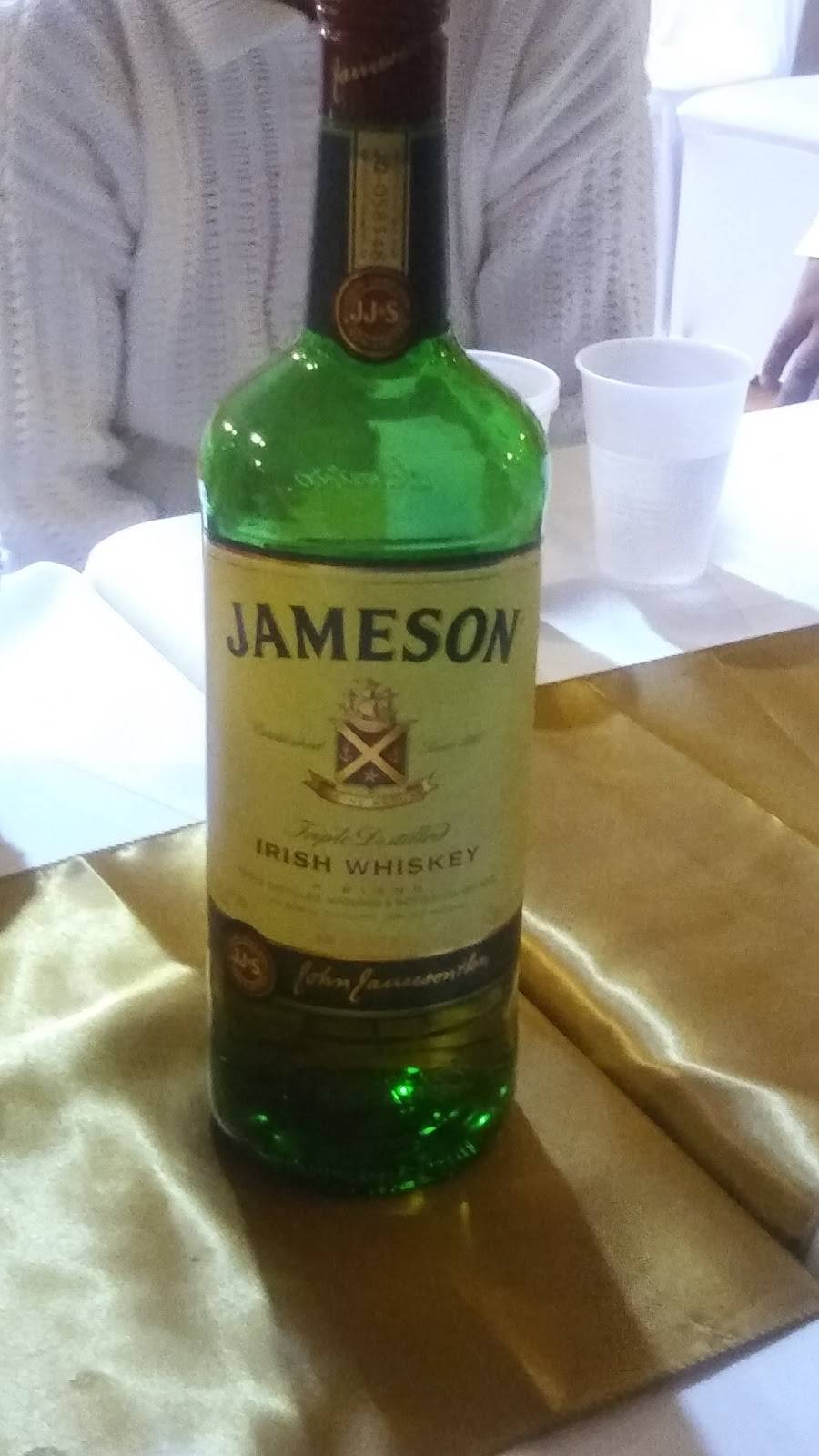 Sams Restaurant | restaurant | 647 Garden St, Elizabeth, NJ 07202, USA | 9083527166 OR +1 908-352-7166